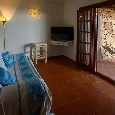 Blue Dawn Apartment Capo Coda Cavallo