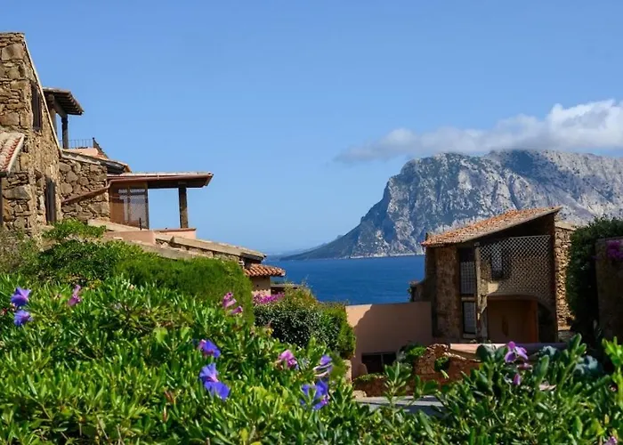 Apartment Blue Dawn Capo Coda Cavallo